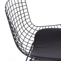 Schwarzer Bertoia Stuhl Replik - Design Metallstühle - Mobelarium