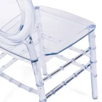 Chaises Transparentes Isabelle Ghost - Chaises en plastique - Meubles Concept