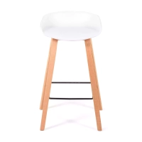Holen Sie sich den Nordic-Hocker aus Buchenholz – Mueble Design