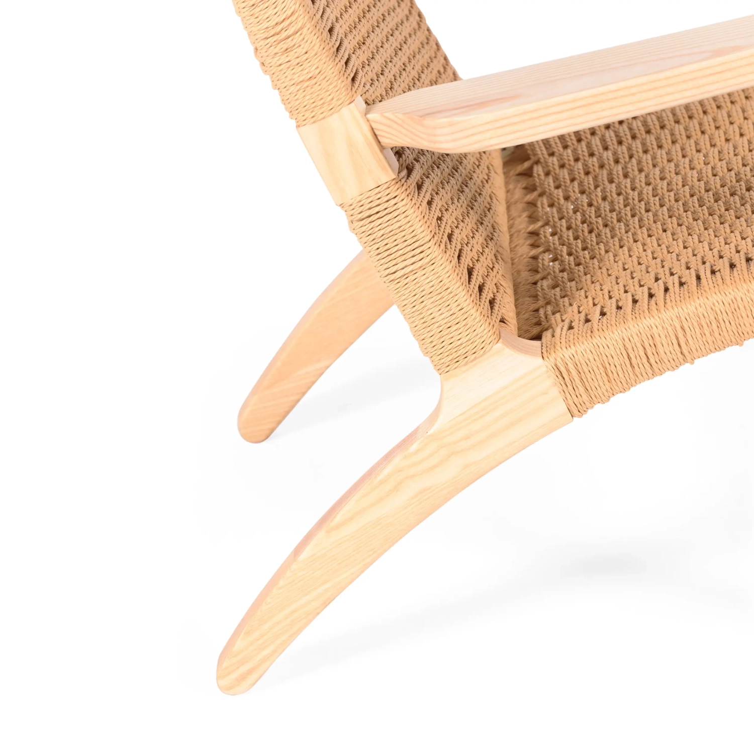 Sessel Catani CH25 | Skandinavisches Design aus Esche und Naturseil
