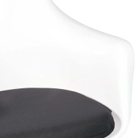 Stuhl Saarinen Tulip Arms mit Baumwollkissen - Designerstühle - Mobelarium