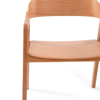 Nordic Oak Oak Chair with Arms Soho | Scandinavian Minimalist Design