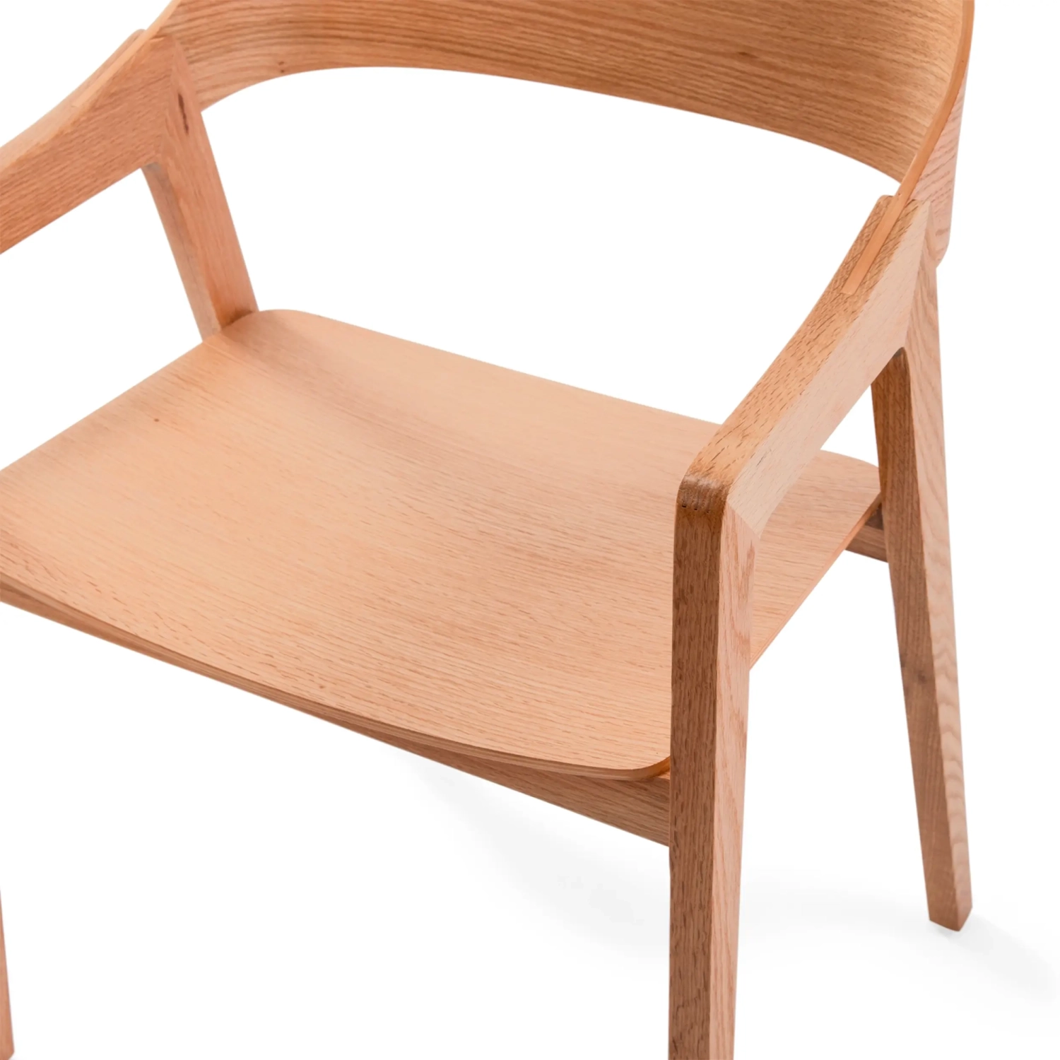 Nordic Oak Chair with Arms Soho | Skandinaavinen minimalistinen muotoilu | Scandinavian Minimalist Design