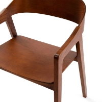 Sedia nordica in rovere con braccioli Soho | Design minimalista scandinavo