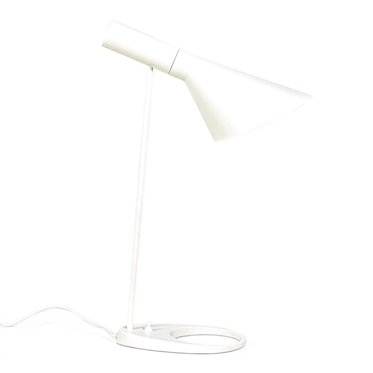 Jhon tafellamp | Op Arne Jacobsen geïnspireerd ontwerp in staal