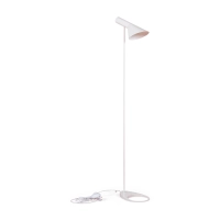 Candeeiro de pé Jhon | Design inspirado em Arne Jacobsen em aço