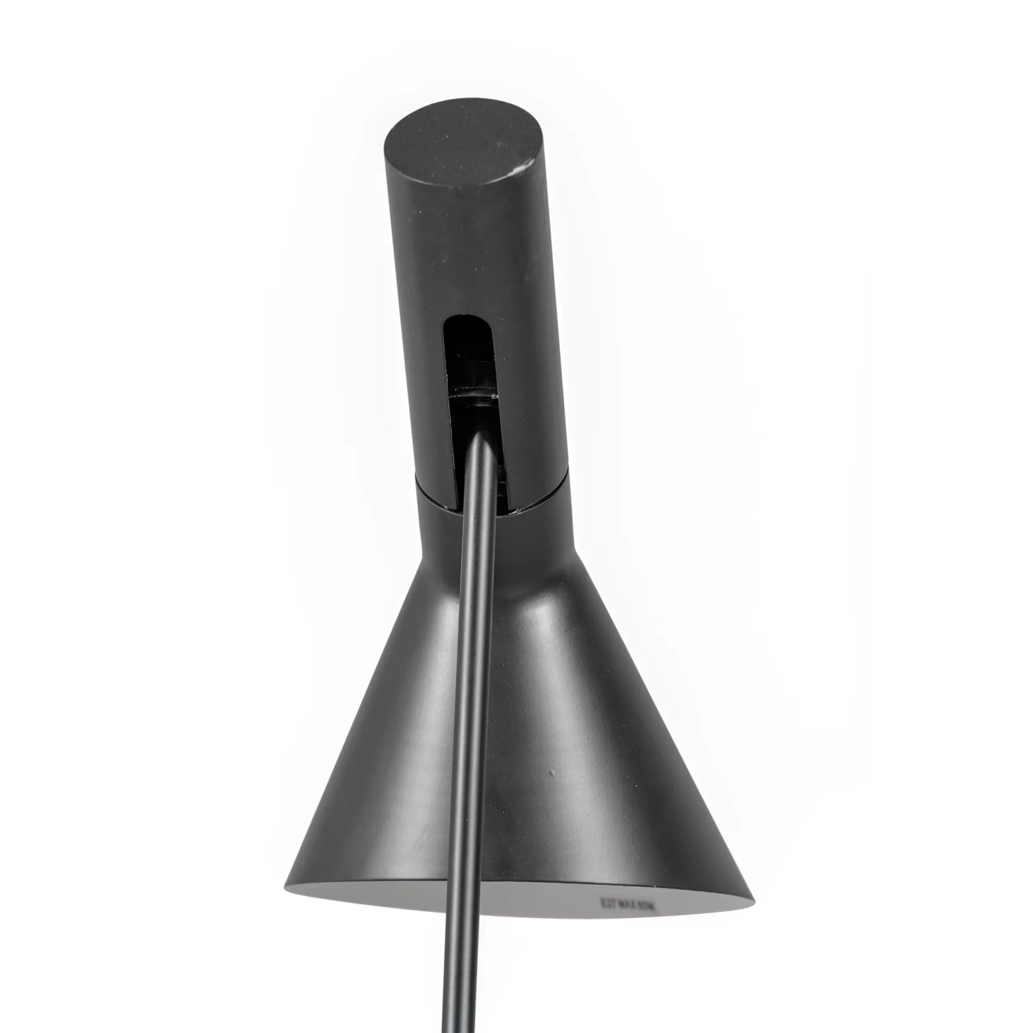 Lampadaire Jhon | Design inspiré d'Arne Jacobsen en acier