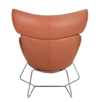 Sedia Emola in pelle italiana: poltrona moderna dal design pregiato