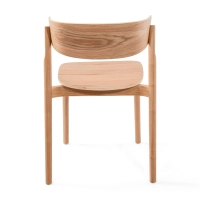 Jídelní židle Notorius z přírodního jasanu | Elegantní design skandinávie