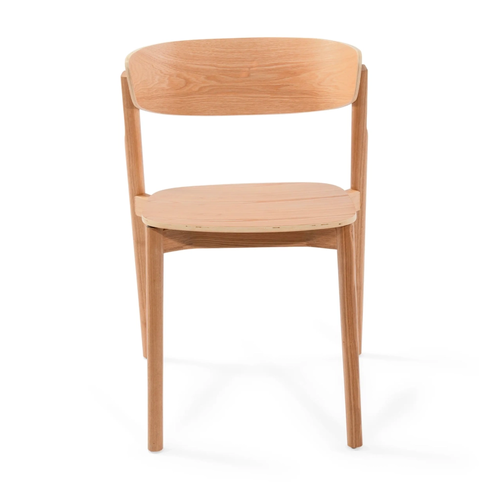 Matstol i naturask Notorius | Elegant design skandinavien