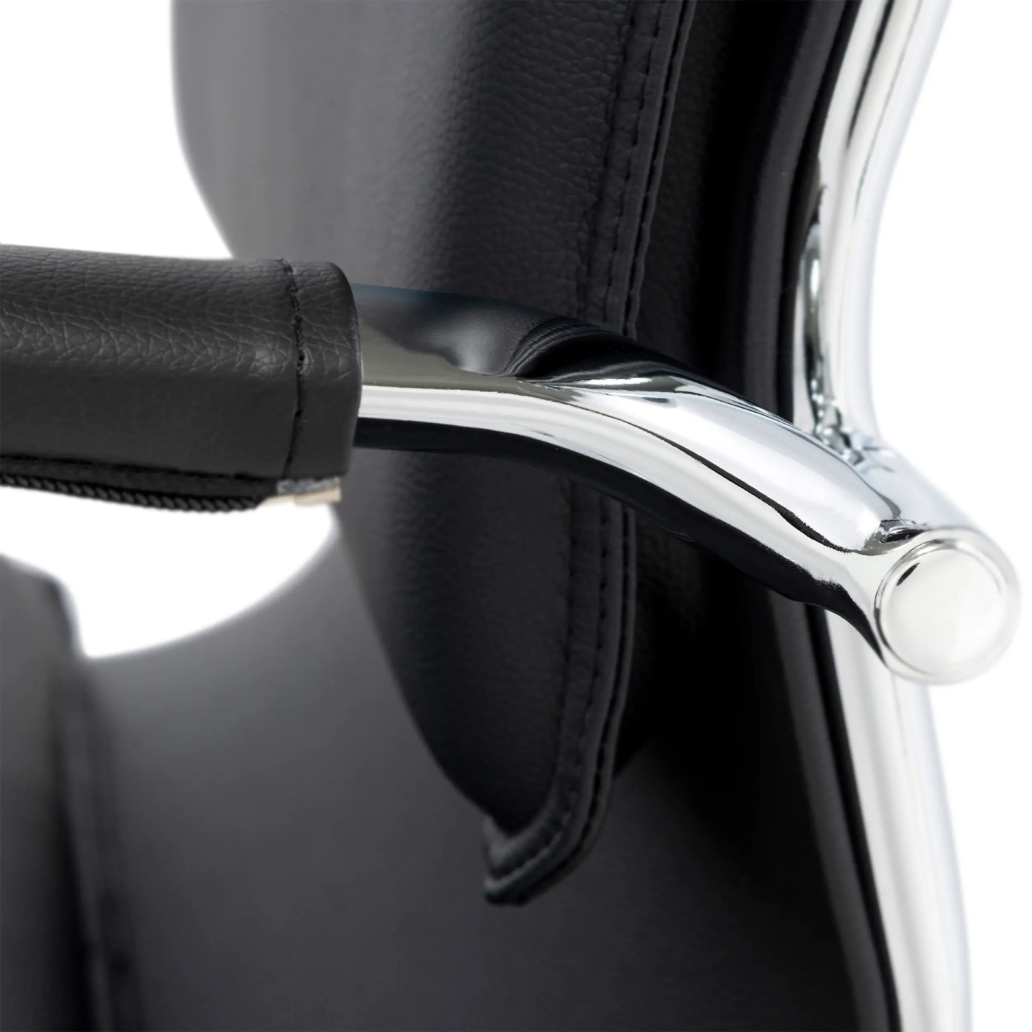 Cadeira de escritório Studio com encosto baixo | Design ergonómico e moderno