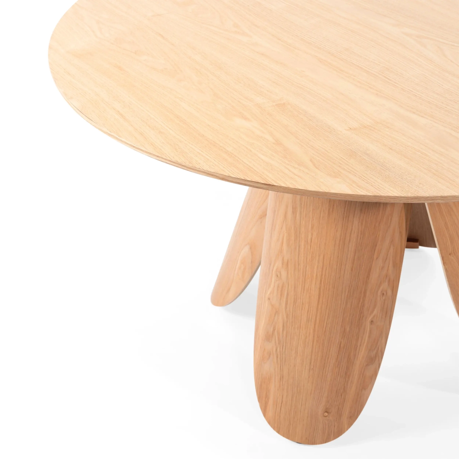 Pluto Scandinavian Round Dining Table