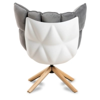 Replika designového křesla Husk Křeslo s podnožkou od skvělé designérky Patricie Urquioly