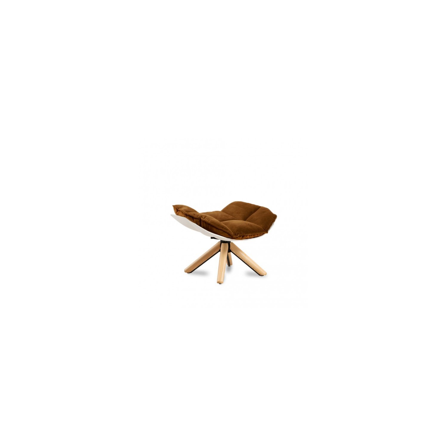 Réplica del sillón de Diseño Husk Armchair con reposapiés de la magnífica diseñadora Patricia Urquiola