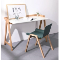 Bureau Pop avec pieds en chêne massif