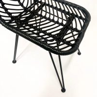 Cadeira Le Midi em rattan adequada para exterior